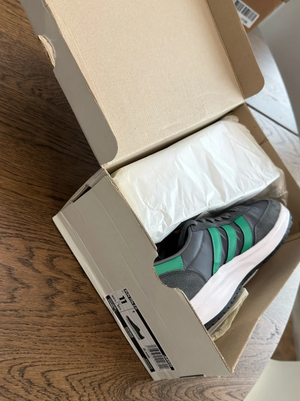 Adidas Run 70s 2.0 Green/black/grey Men Size 11 New In Box